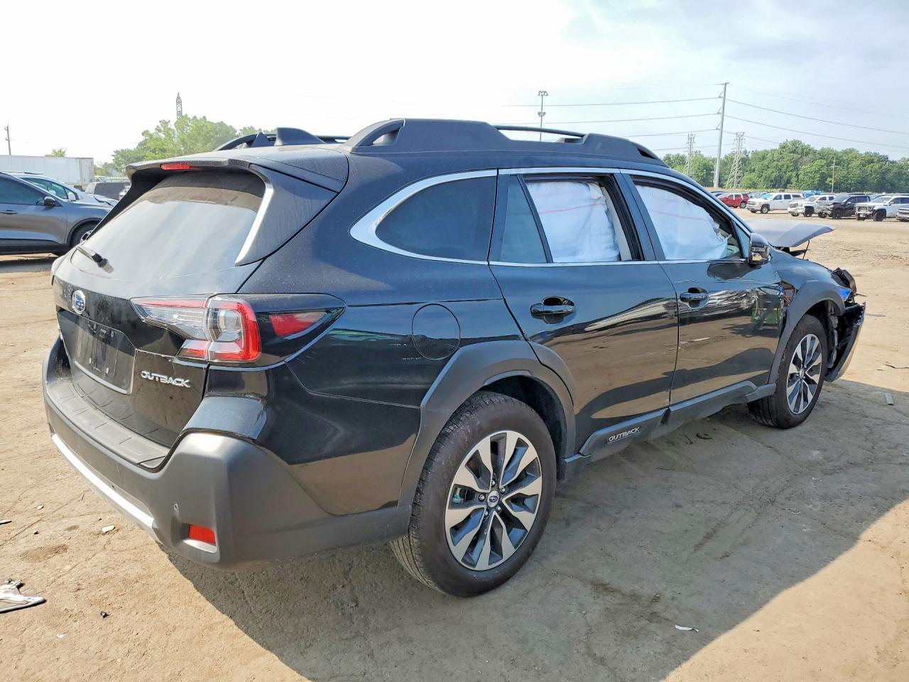 2025 Subaru Outback Limited - zdjęcie 3