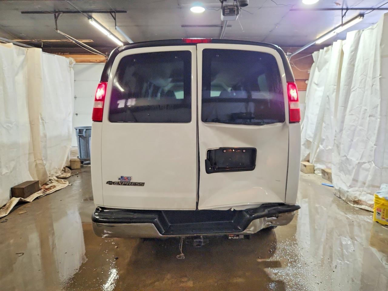 2020 Chevrolet Express G2500 Lt - zdjęcie 6