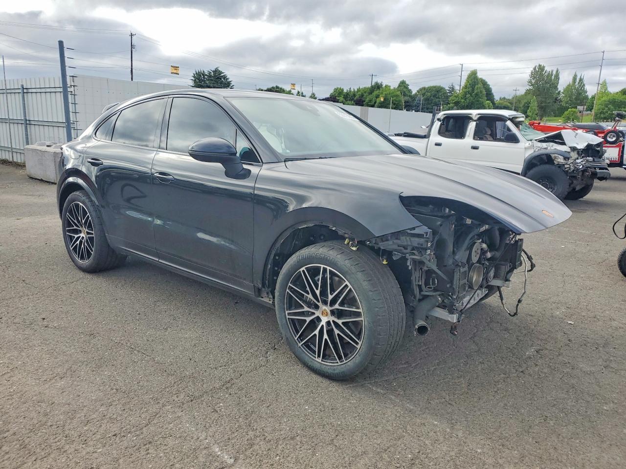 2024 Porsche Cayenne Coupe - zdjęcie 4