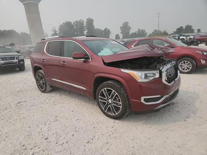 2017 GMC Acadia Denali - zdjęcie 14
