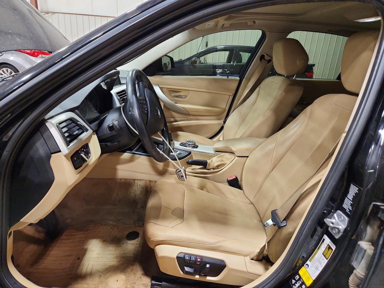 2015 BMW 320 I xDrive - zdjęcie 7