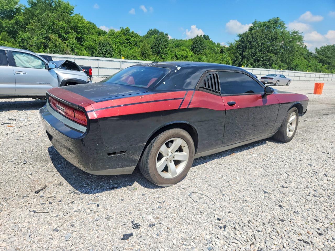 2014 Dodge Challenger Sxt - zdjęcie 3