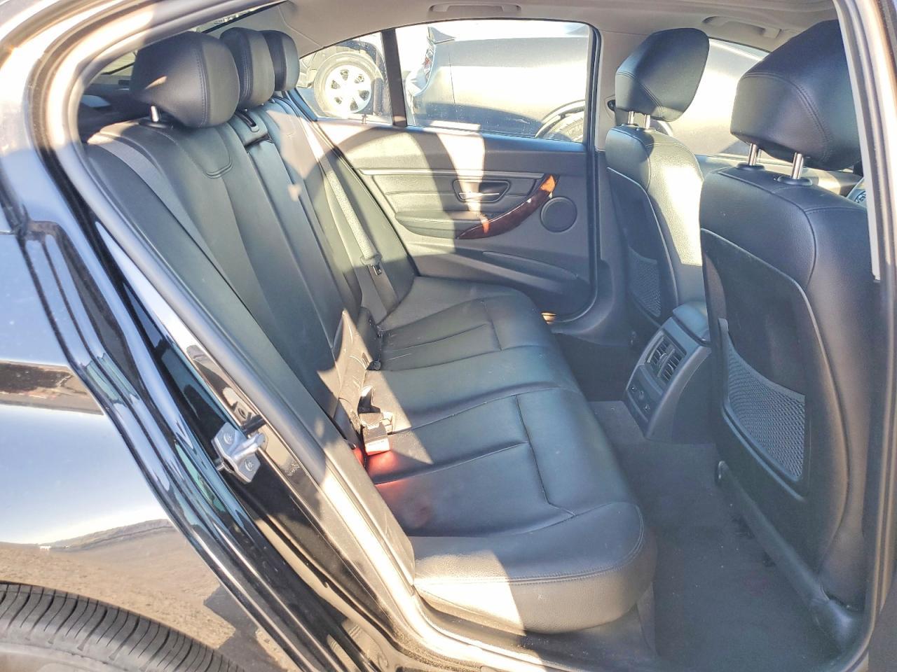 2014 BMW Seria 3 328i - zdjęcie 10