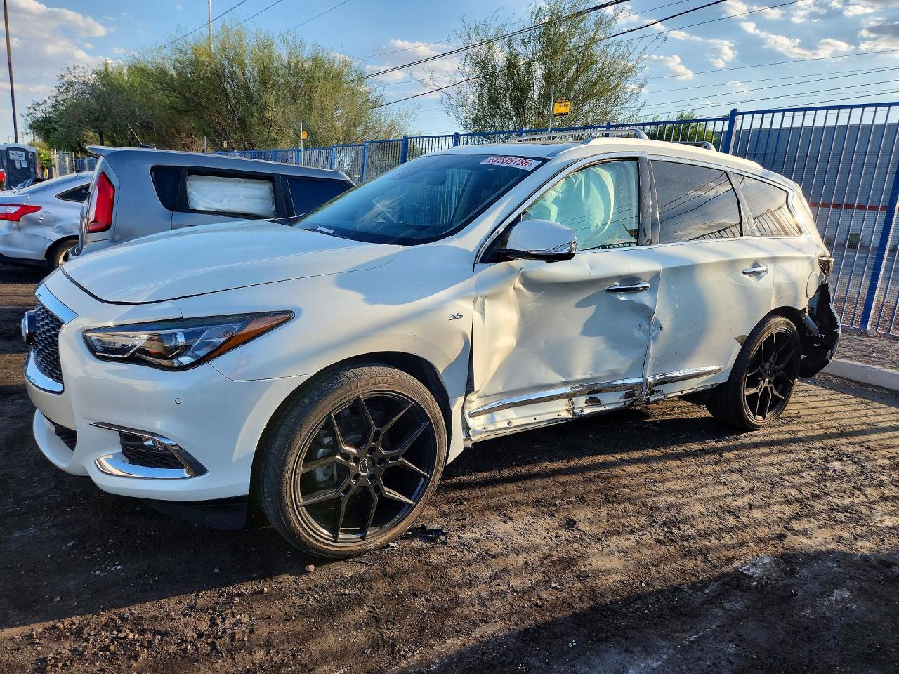 2020 Infiniti Qx60 Luxe - zdjęcie główne
