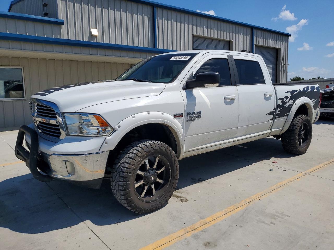 2019 Ram 1500 Classic Slt - zdjęcie główne