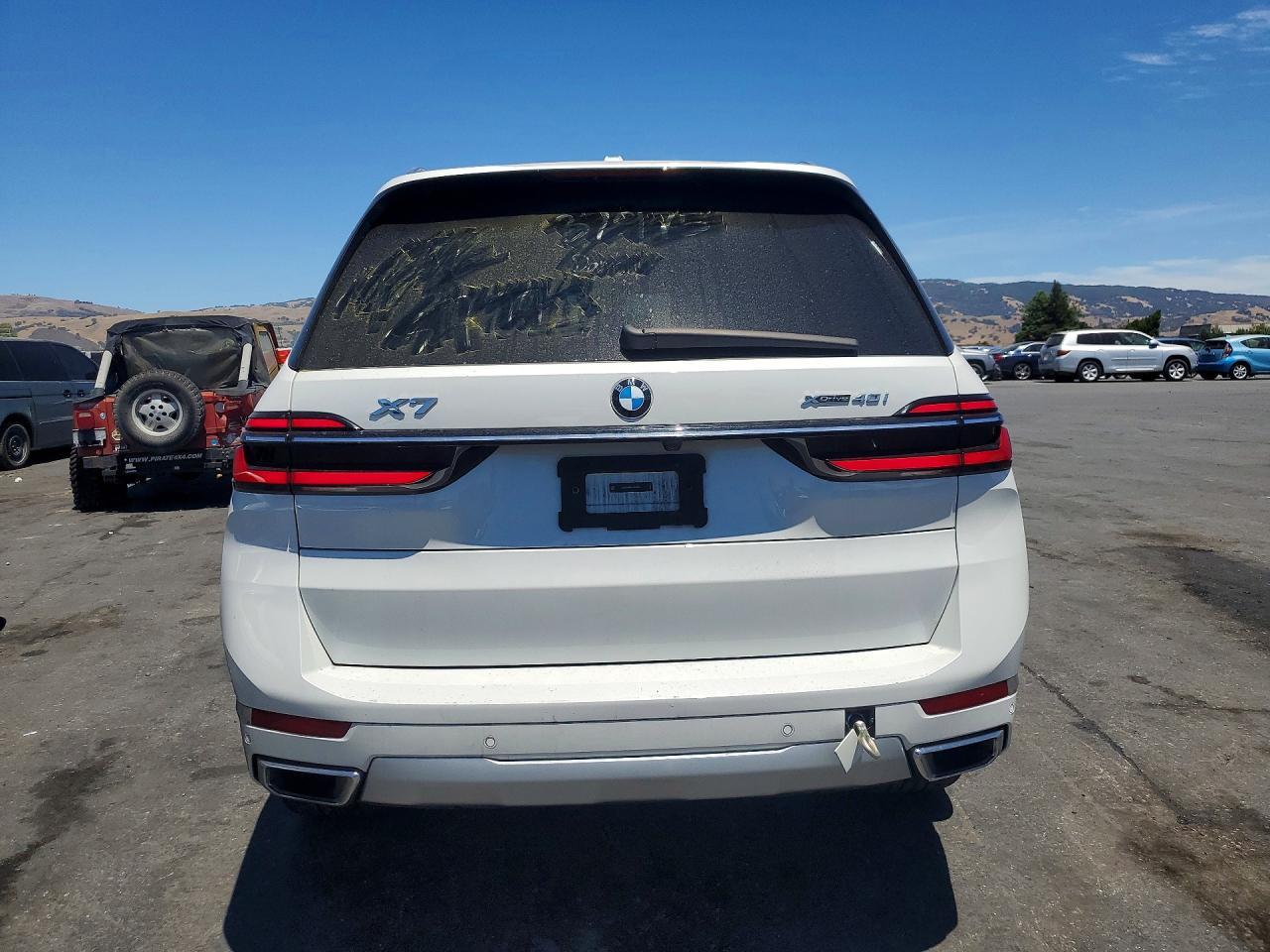 2024 BMW X7 xDrive40I - zdjęcie 6