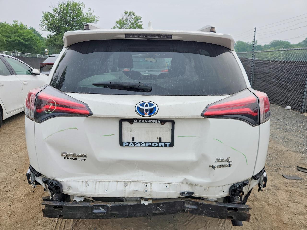 2016 Toyota Rav4 Hv Xle - zdjęcie 6