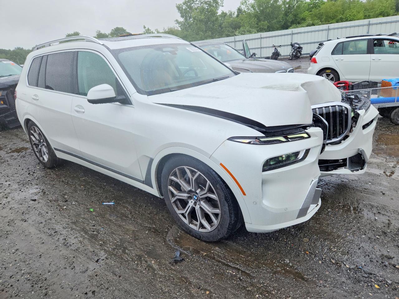 2025 BMW X7 xDrive40I - zdjęcie 4