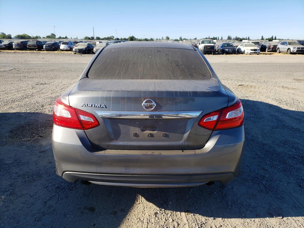 2017 Nissan Altima 2.5 S - zdjęcie 6