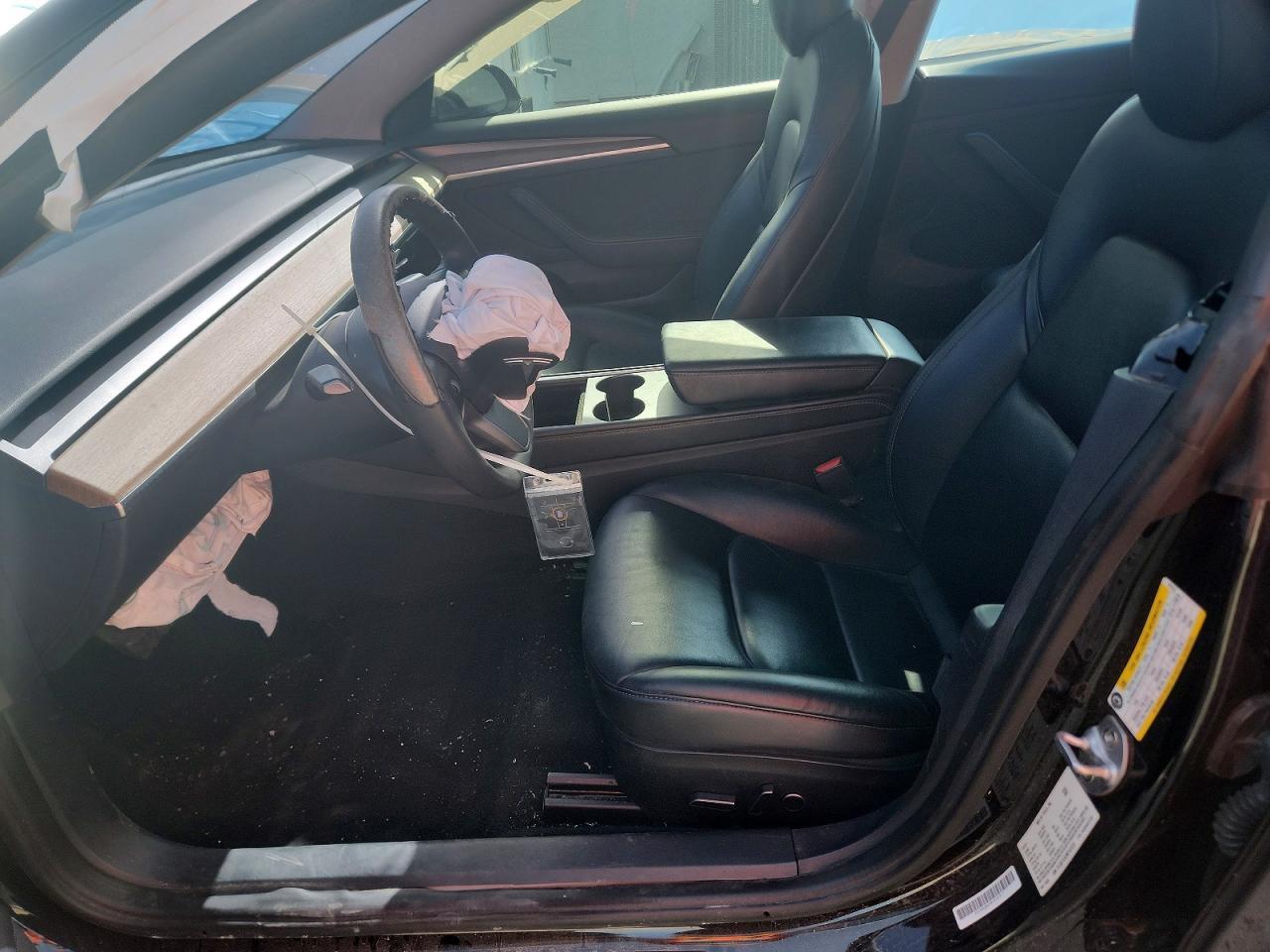 2022 Tesla Model 3 - zdjęcie 7