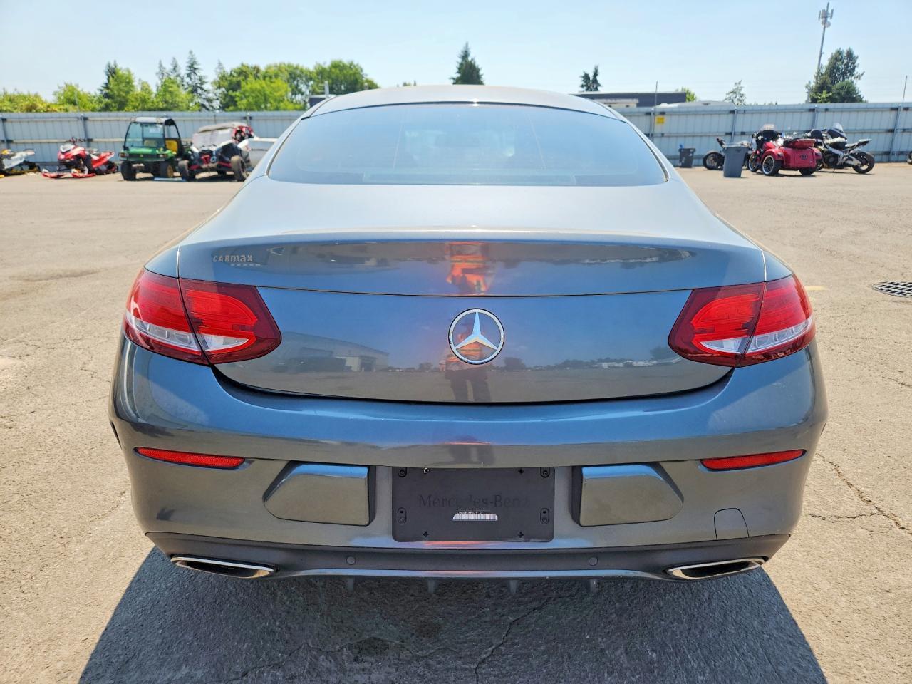 2017 Mercedes-Benz C 300 - zdjęcie 6