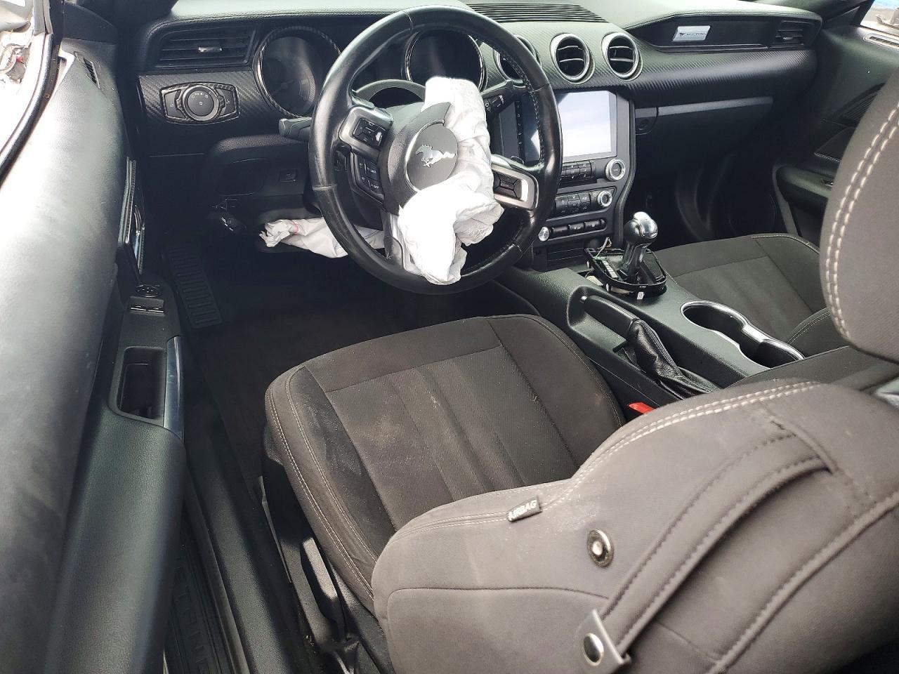 2018 Ford Mustang - zdjęcie 8