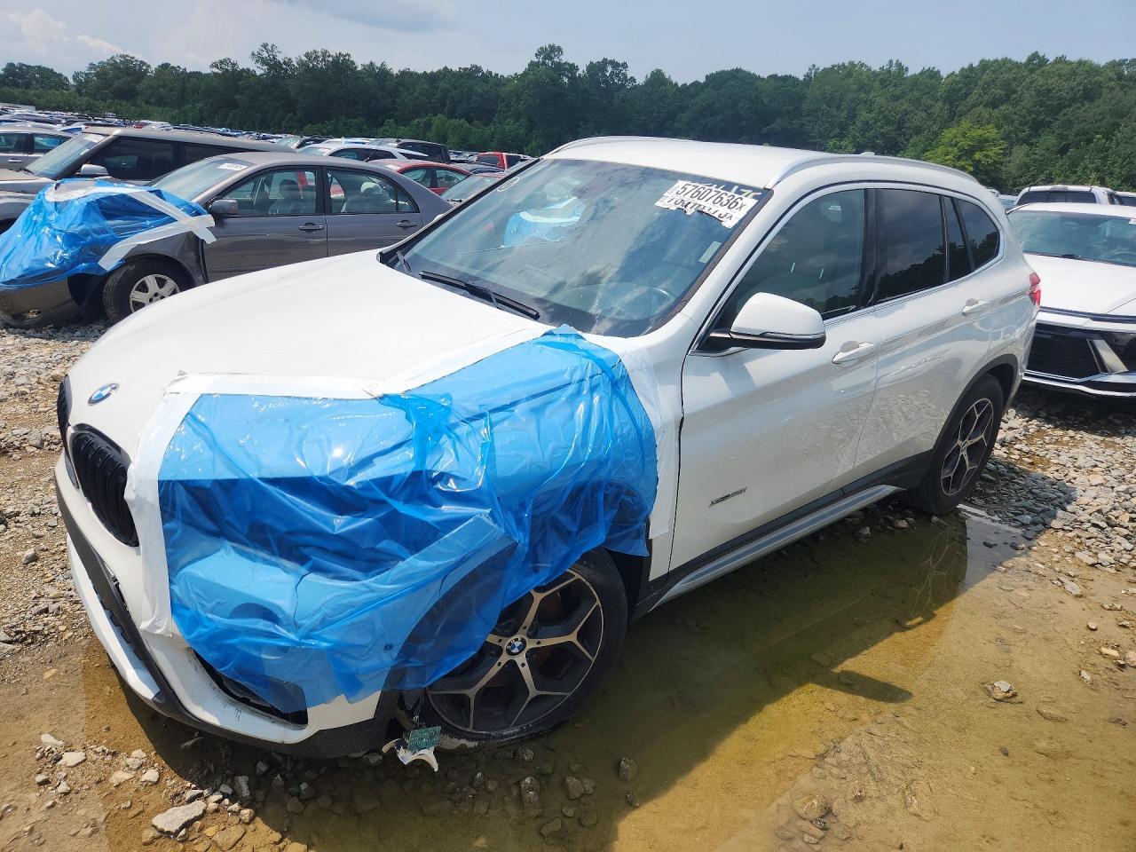 2017 BMW X1 xDrive28I - zdjęcie główne