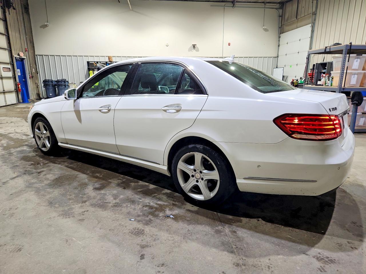 2016 Mercedes-Benz E 350 4Matic - zdjęcie 2