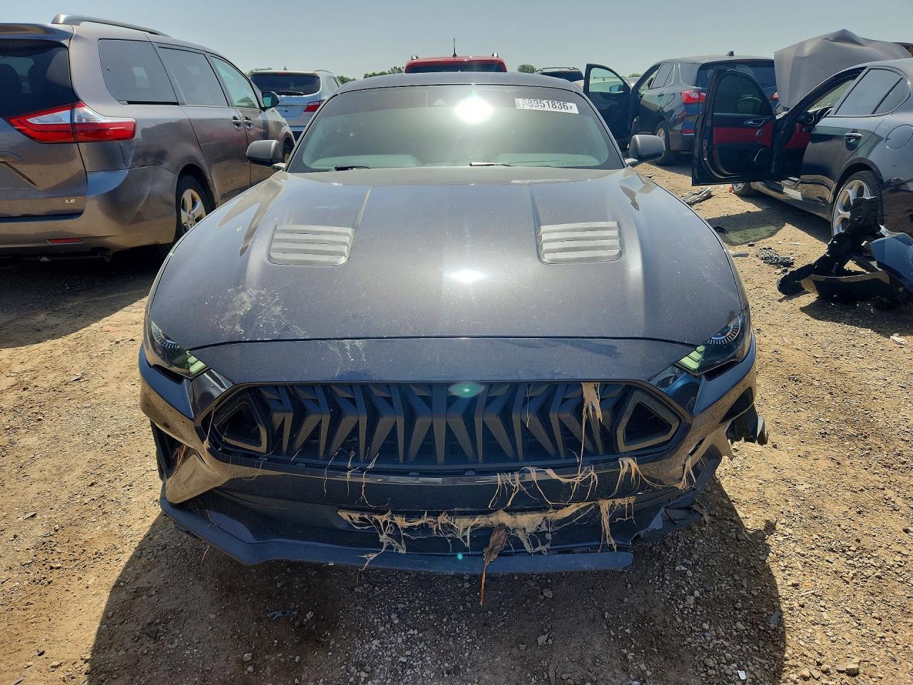2022 Ford Mustang - zdjęcie 5