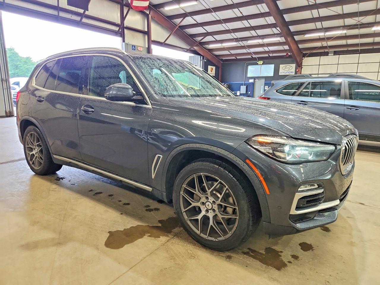2019 BMW X5 xDrive40I - zdjęcie 4