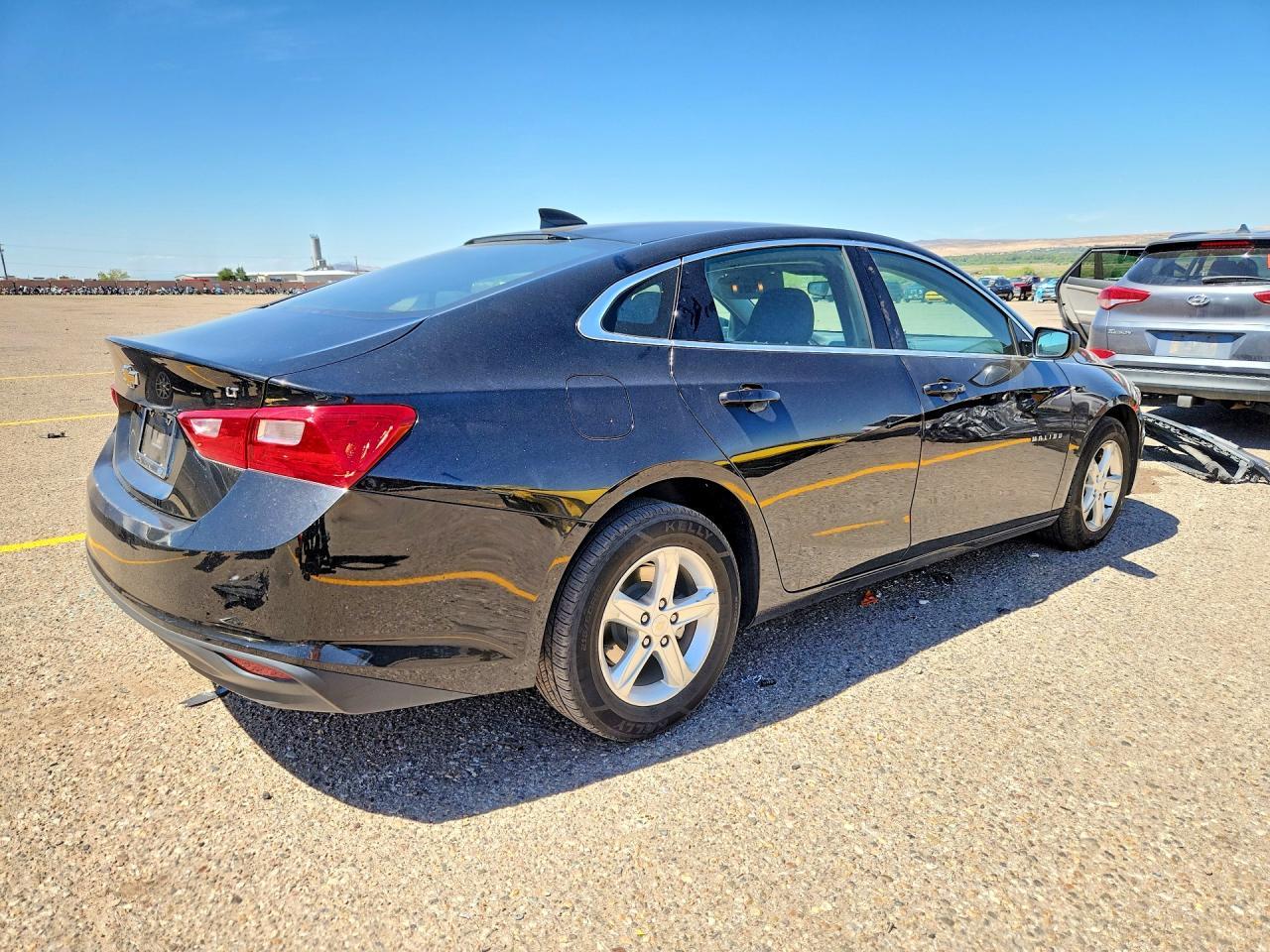 2023 Chevrolet Malibu Lt - zdjęcie 3