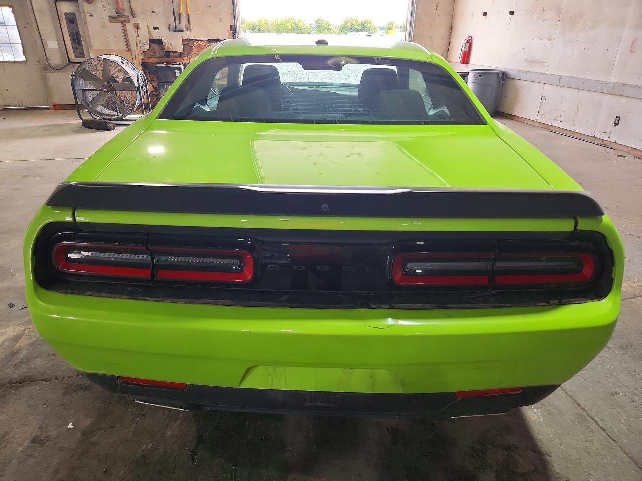 2023 Dodge Challenger Sxt - zdjęcie 6