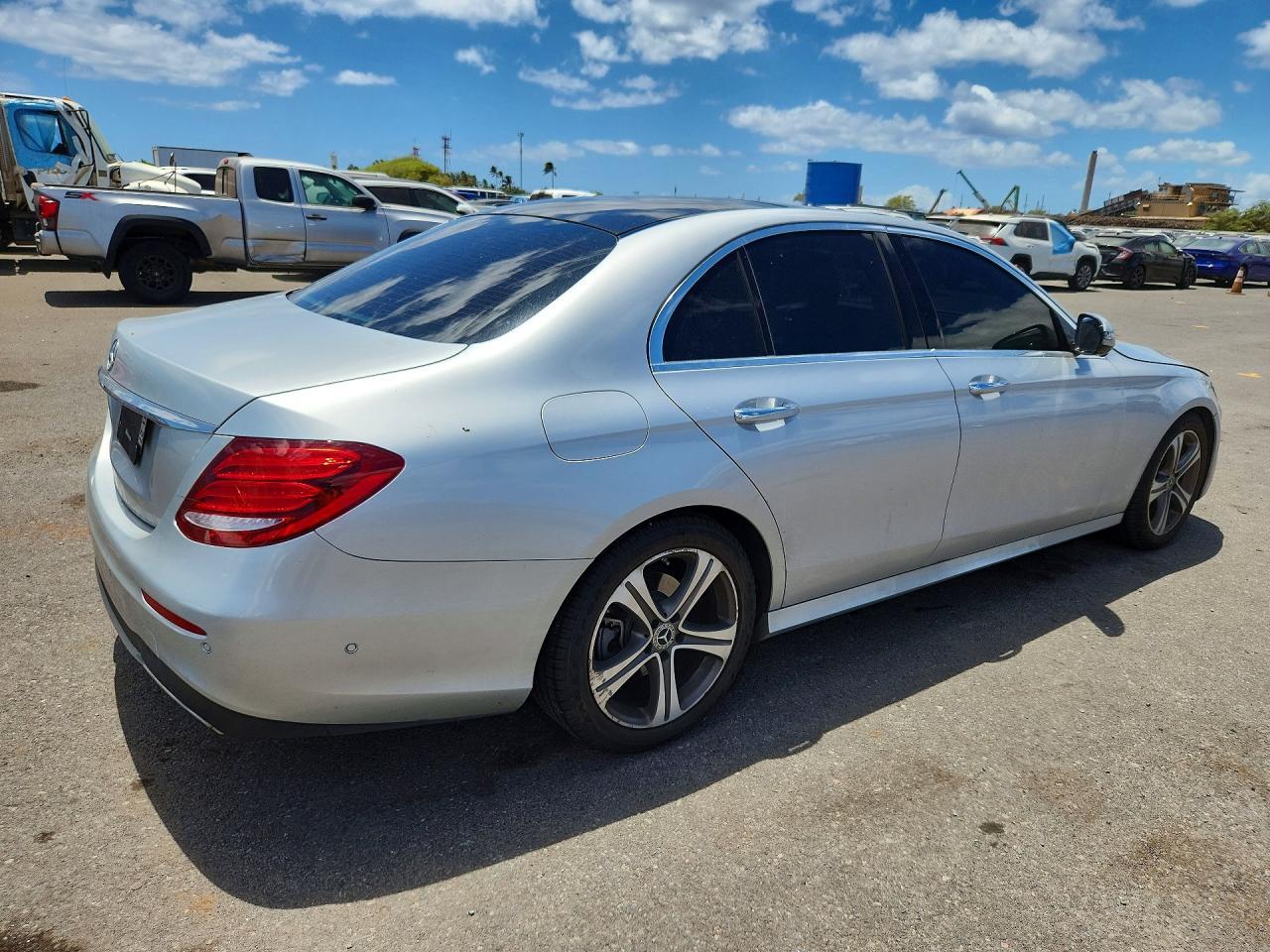 2020 Mercedes-Benz E 350 - zdjęcie 3