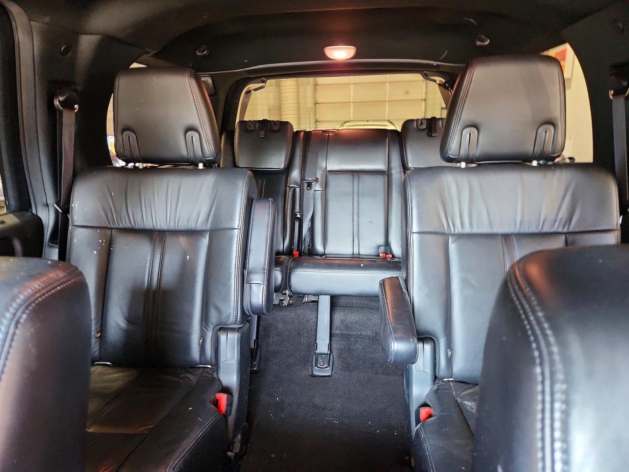 2016 Lincoln Navigator Select - zdjęcie 10