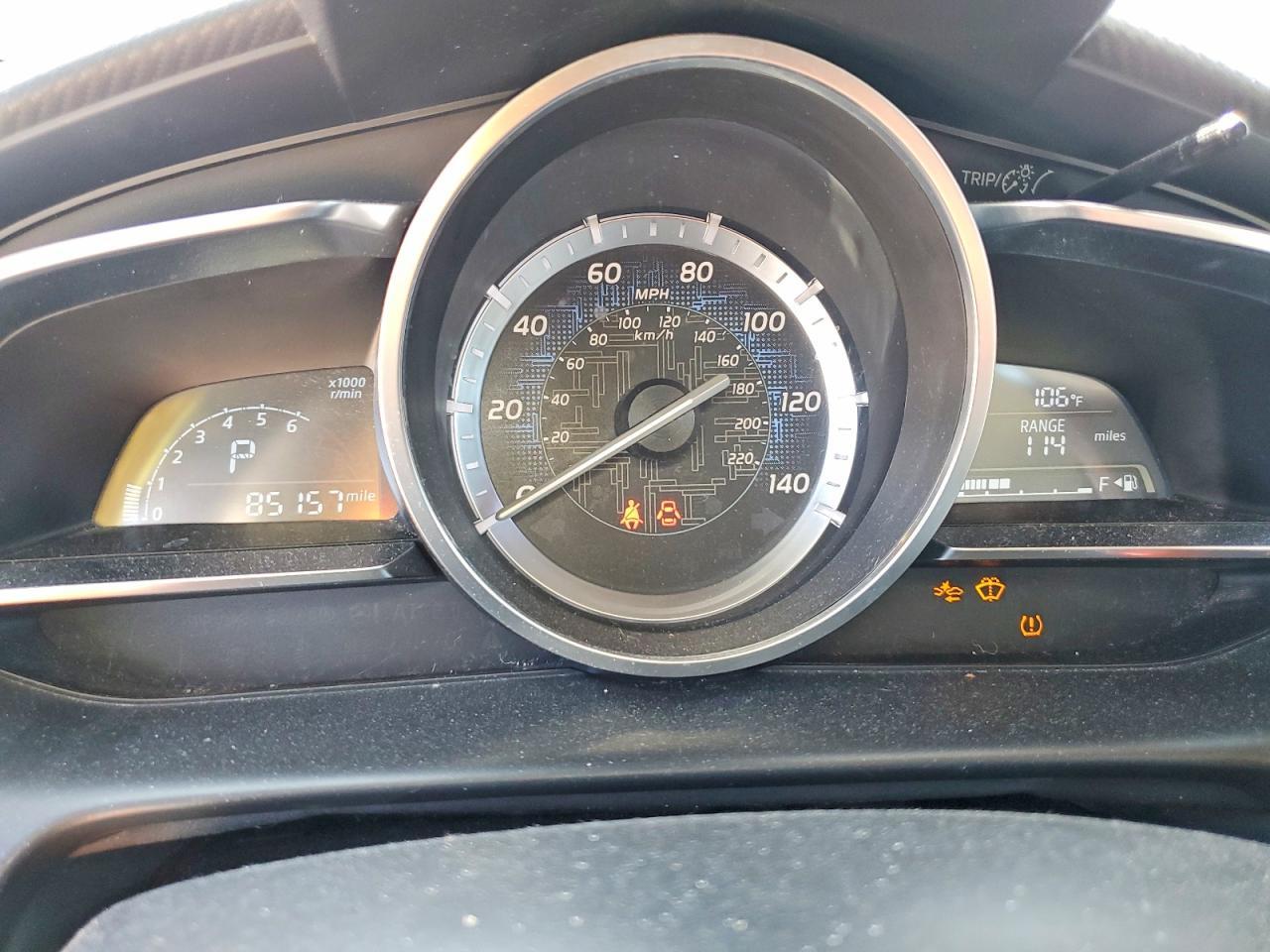 2018 Toyota Yaris Ia Base - zdjęcie 9