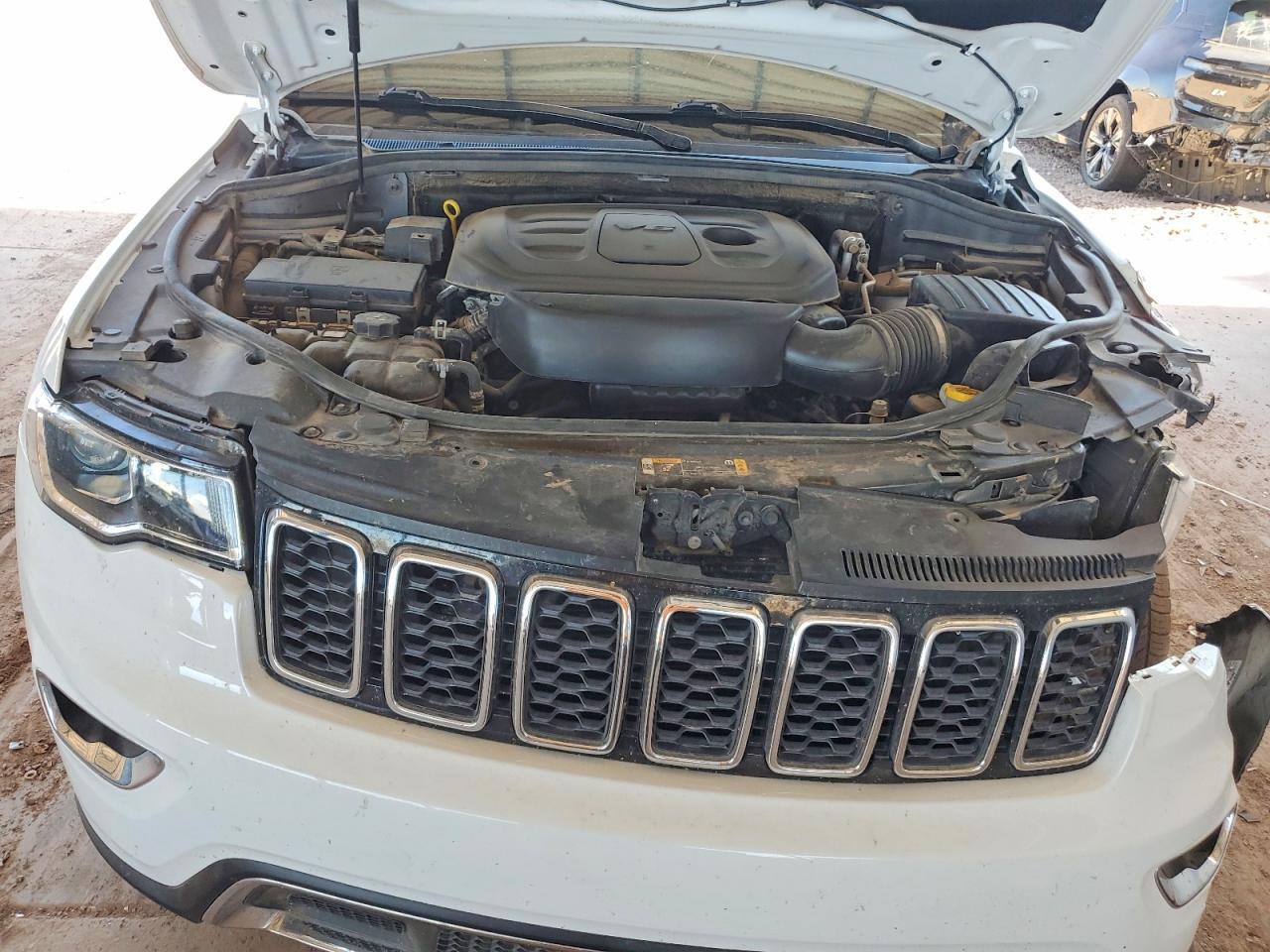 2022 Jeep Grand Cherokee Limited - zdjęcie 11