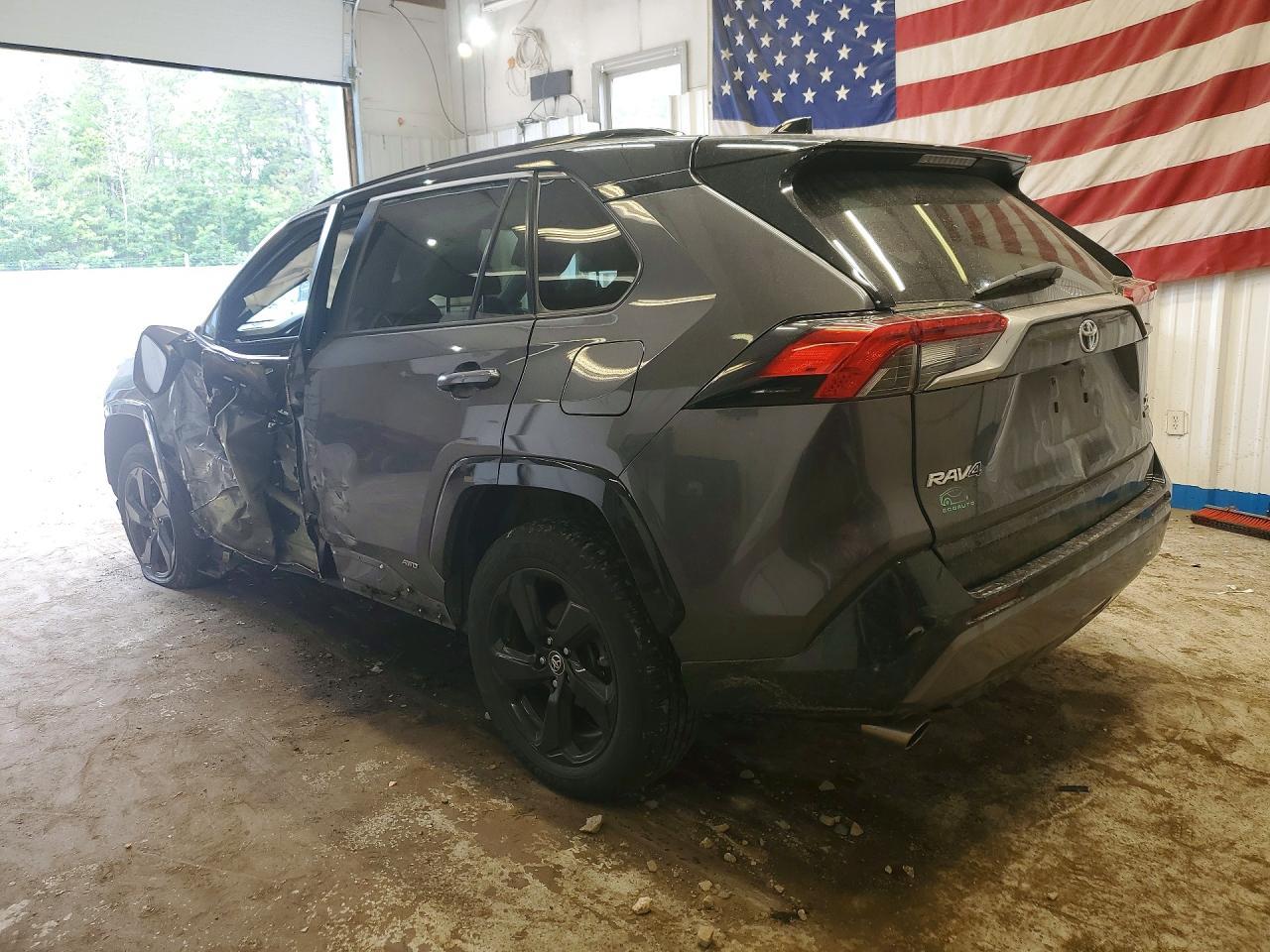 2020 Toyota Rav4 Xse - zdjęcie 2