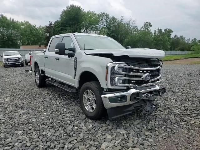 2026 Ford F350 Super Duty - zdjęcie 13
