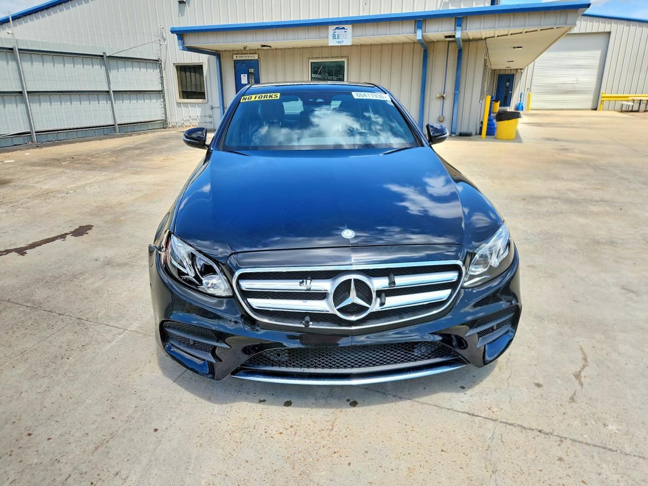 2017 Mercedes-Benz E 300 - zdjęcie 5