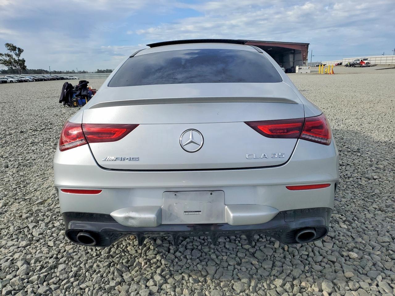 2022 Mercedes-Benz Cla Amg 35 4Matic - zdjęcie 6