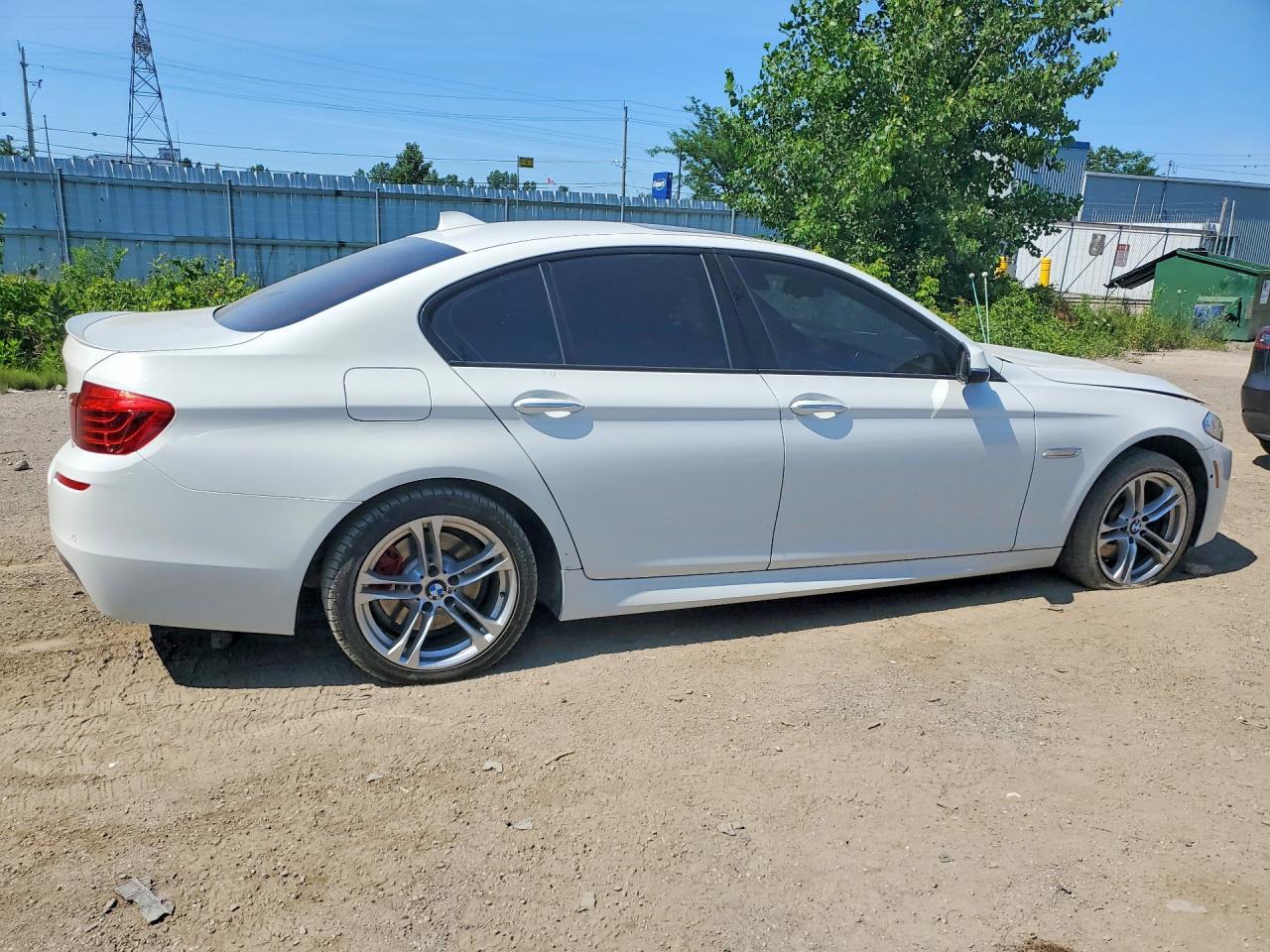 2015 BMW Seria 5 528i - zdjęcie 3