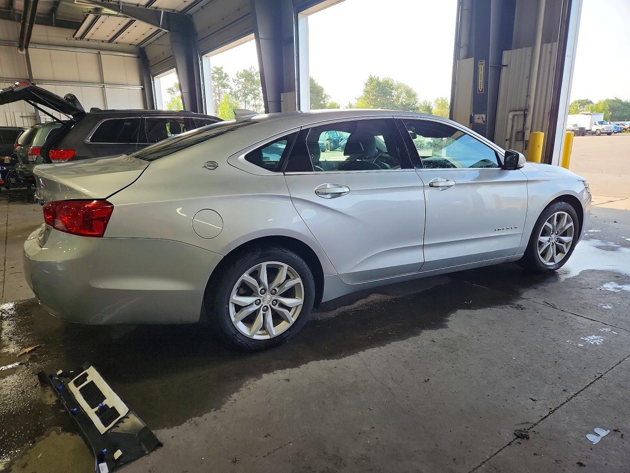 2016 Chevrolet Impala Lt - zdjęcie 3