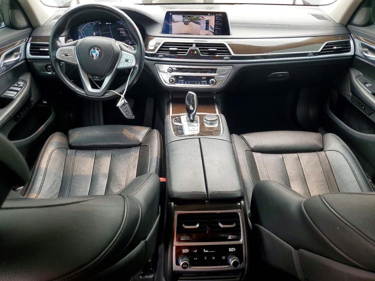 2020 BMW Seria 7 745e - zdjęcie 8