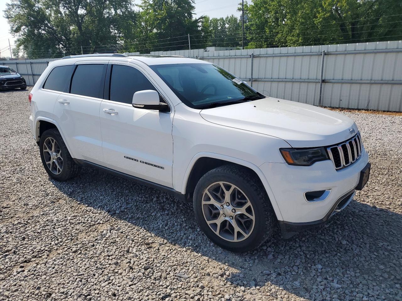 2018 Jeep Grand Cherokee Limited - zdjęcie 4