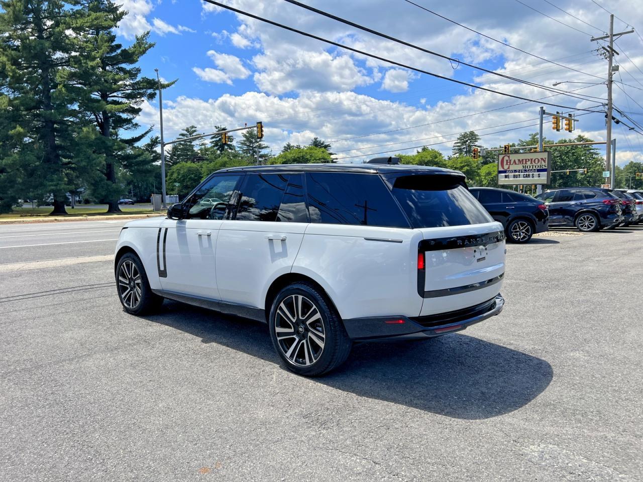 2023 Land Rover Range Rover Se - zdjęcie 3