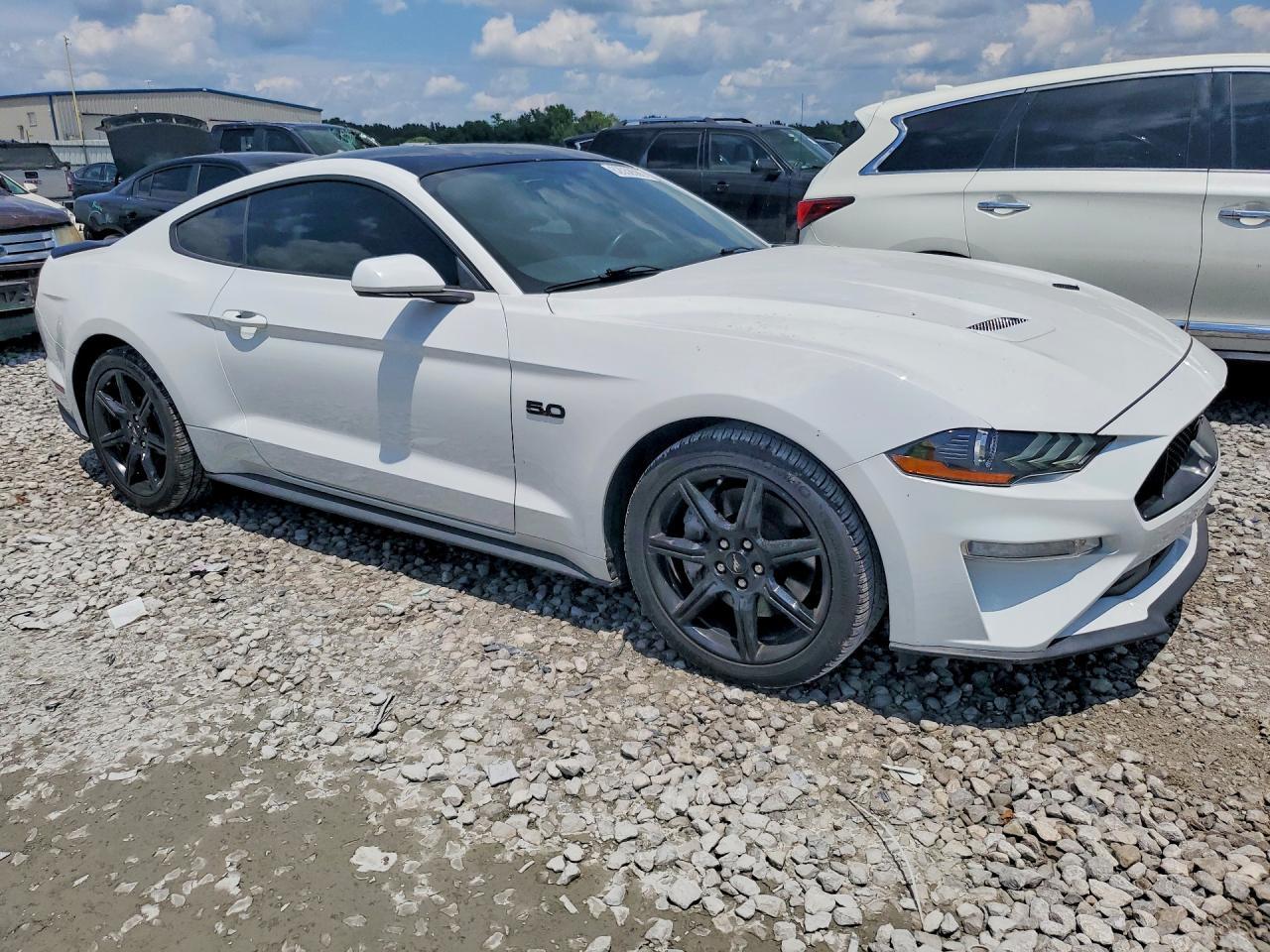 2019 Ford Mustang Gt - zdjęcie 4