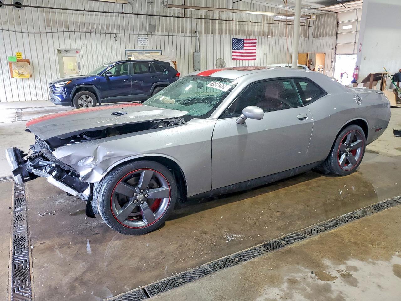 2014 Dodge Challenger Sxt - zdjęcie główne