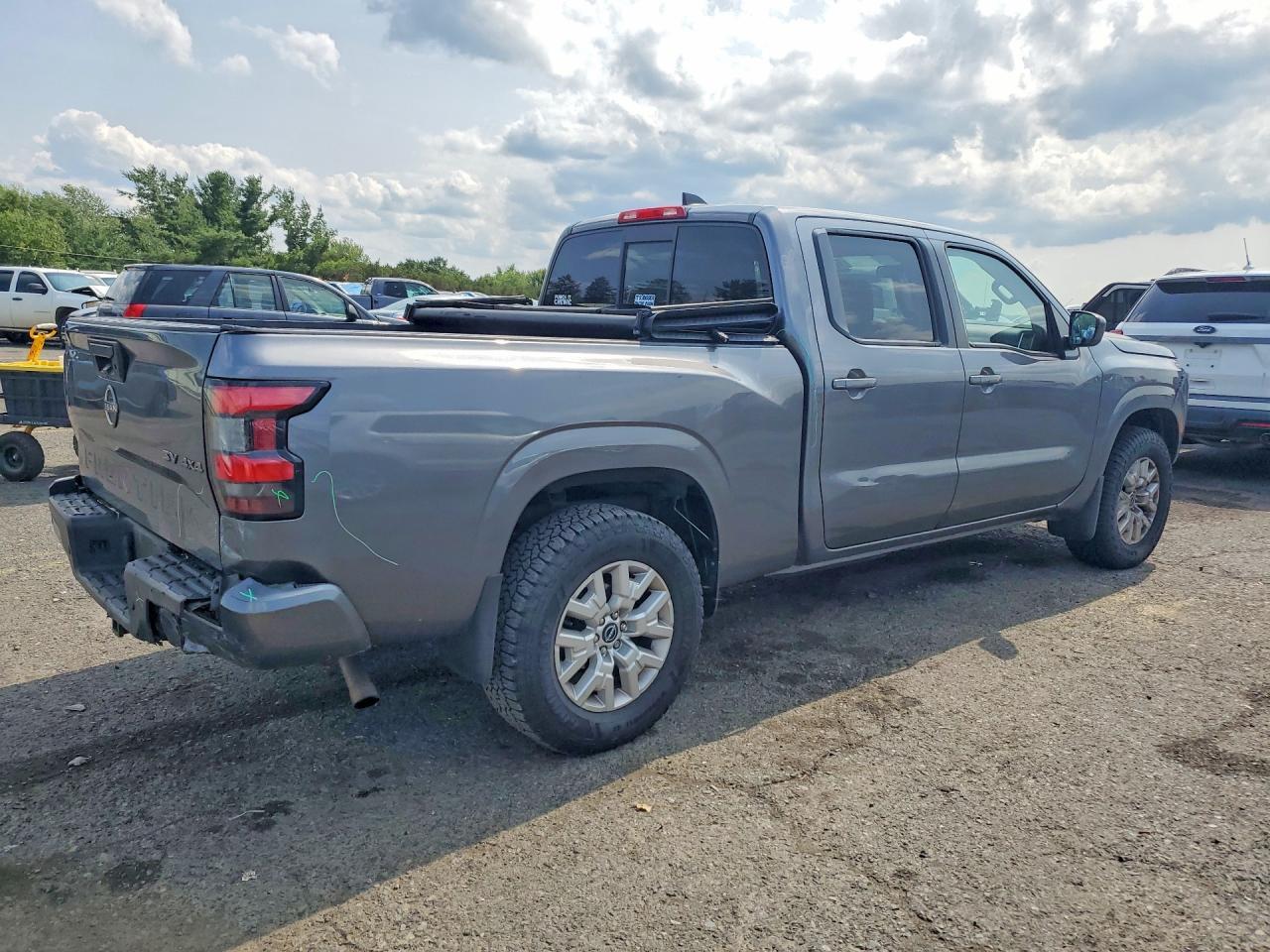 2022 Nissan Frontier Sv - zdjęcie 3