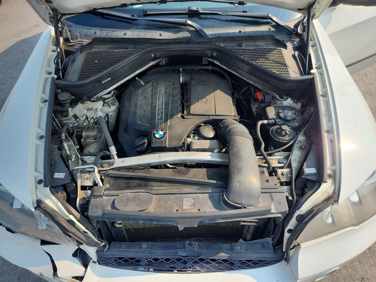 2013 BMW X5 xDrive35I - zdjęcie 12