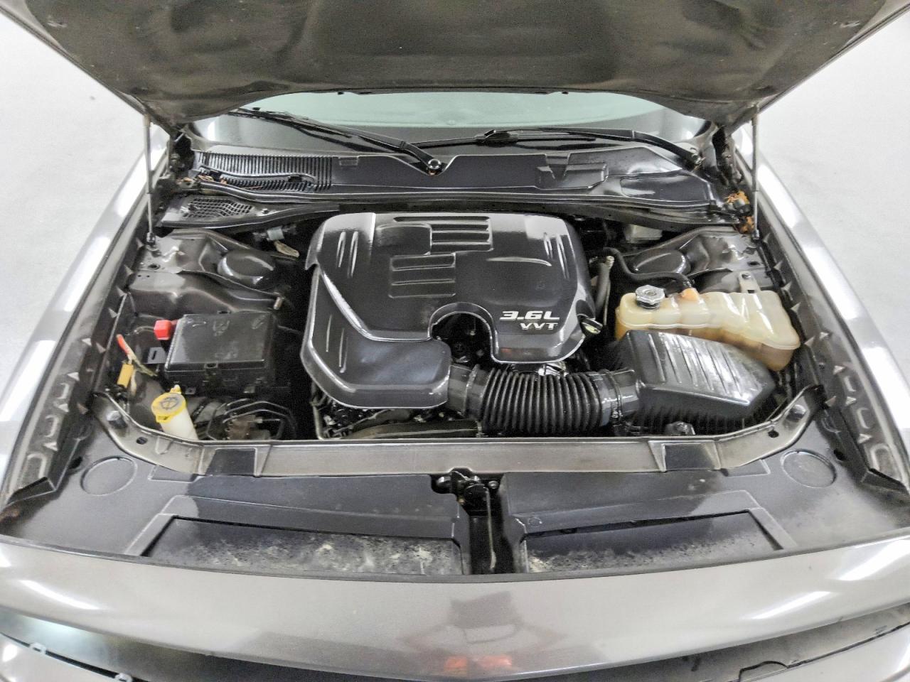 2020 Dodge Challenger Sxt - zdjęcie 11