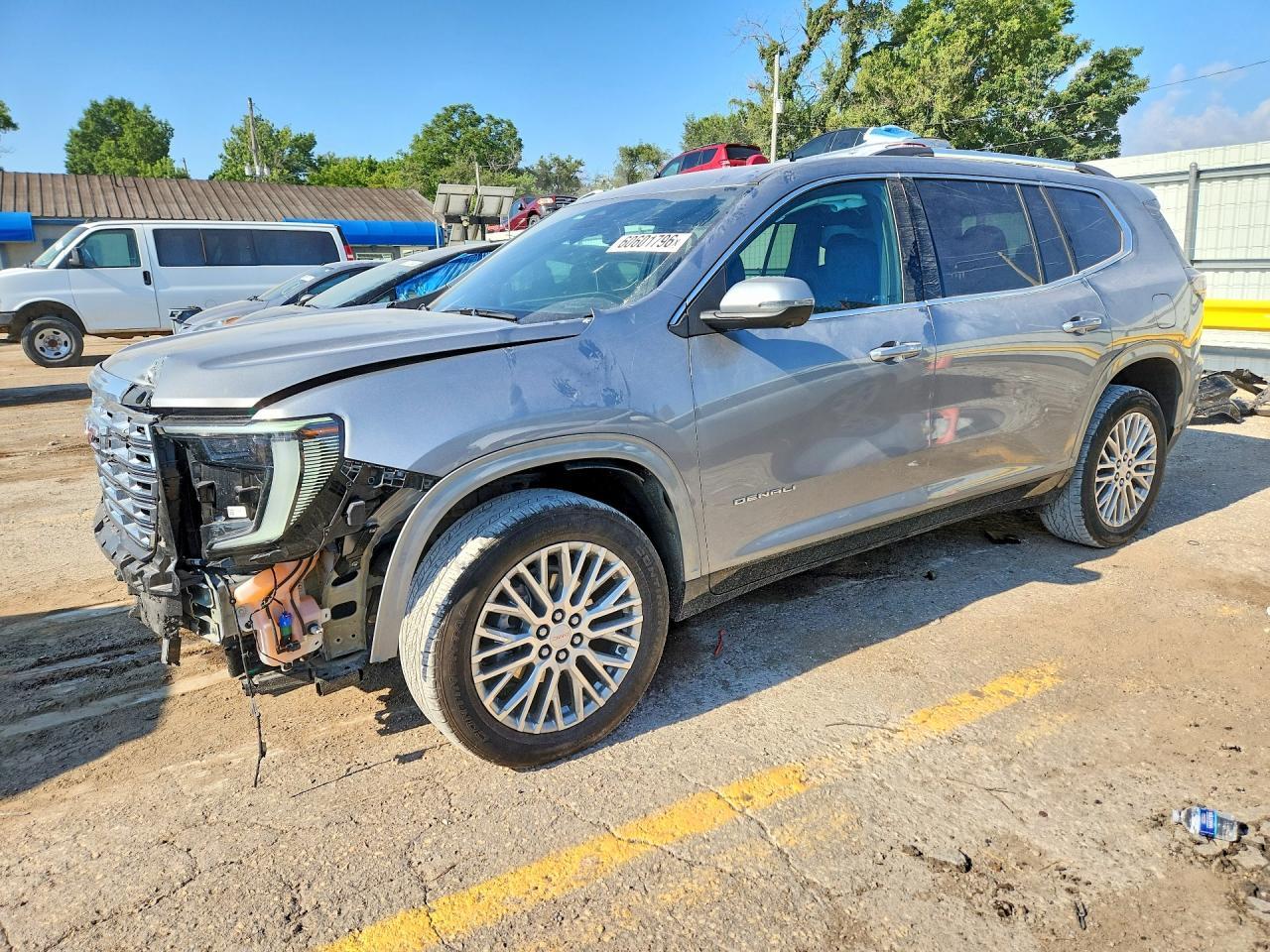 2025 GMC Acadia Denali - zdjęcie główne