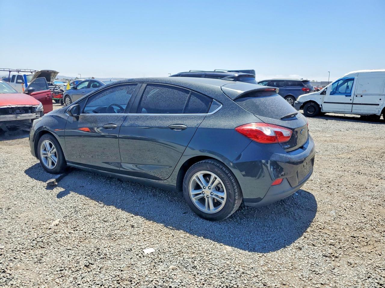 2017 Chevrolet Cruze Lt - zdjęcie 2
