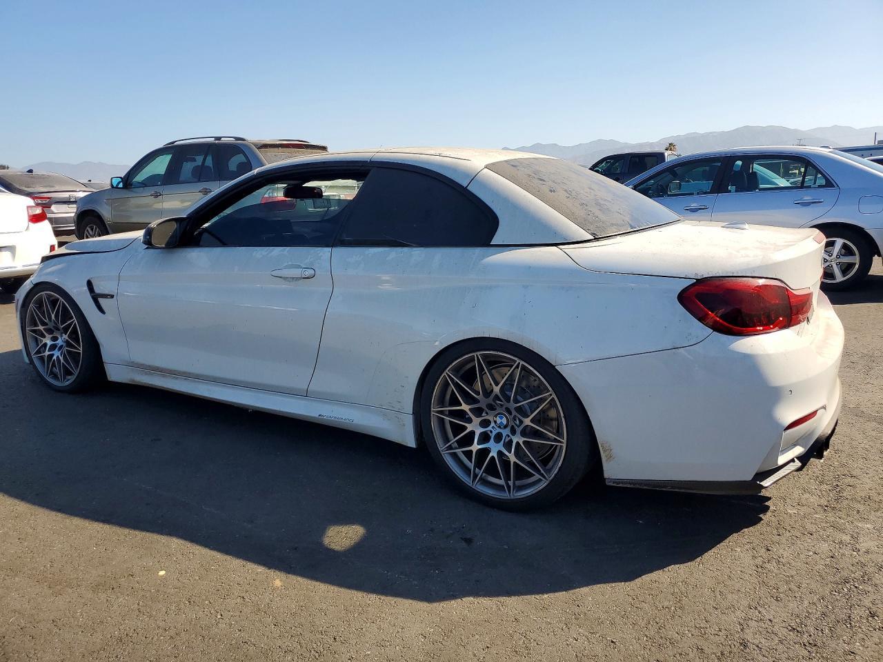 2017 BMW M4 - zdjęcie 2