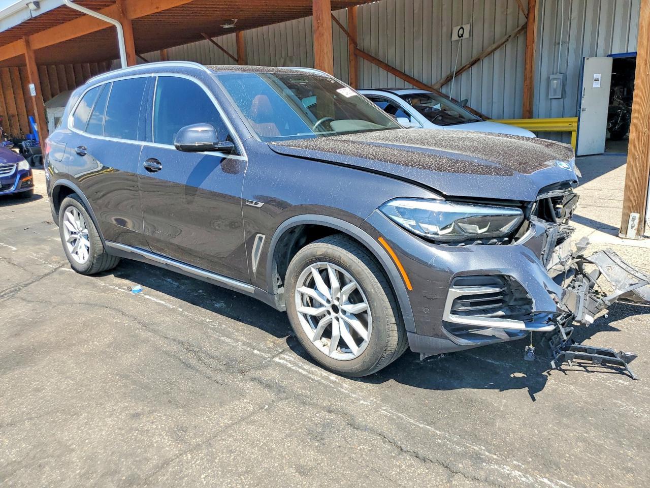 2022 BMW X5 xDrive45E - zdjęcie 4