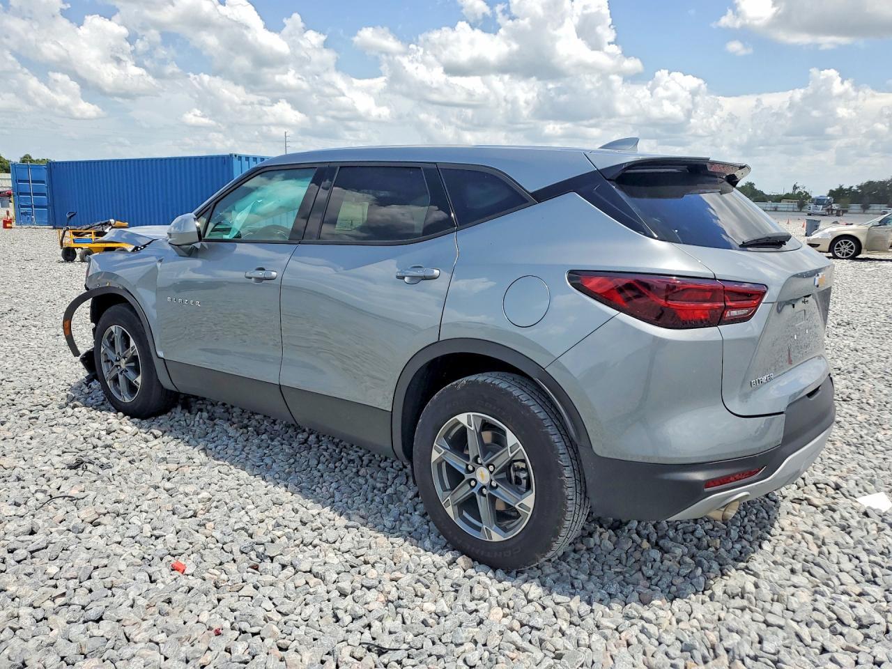 2025 Chevrolet Blazer 2Lt - zdjęcie 2