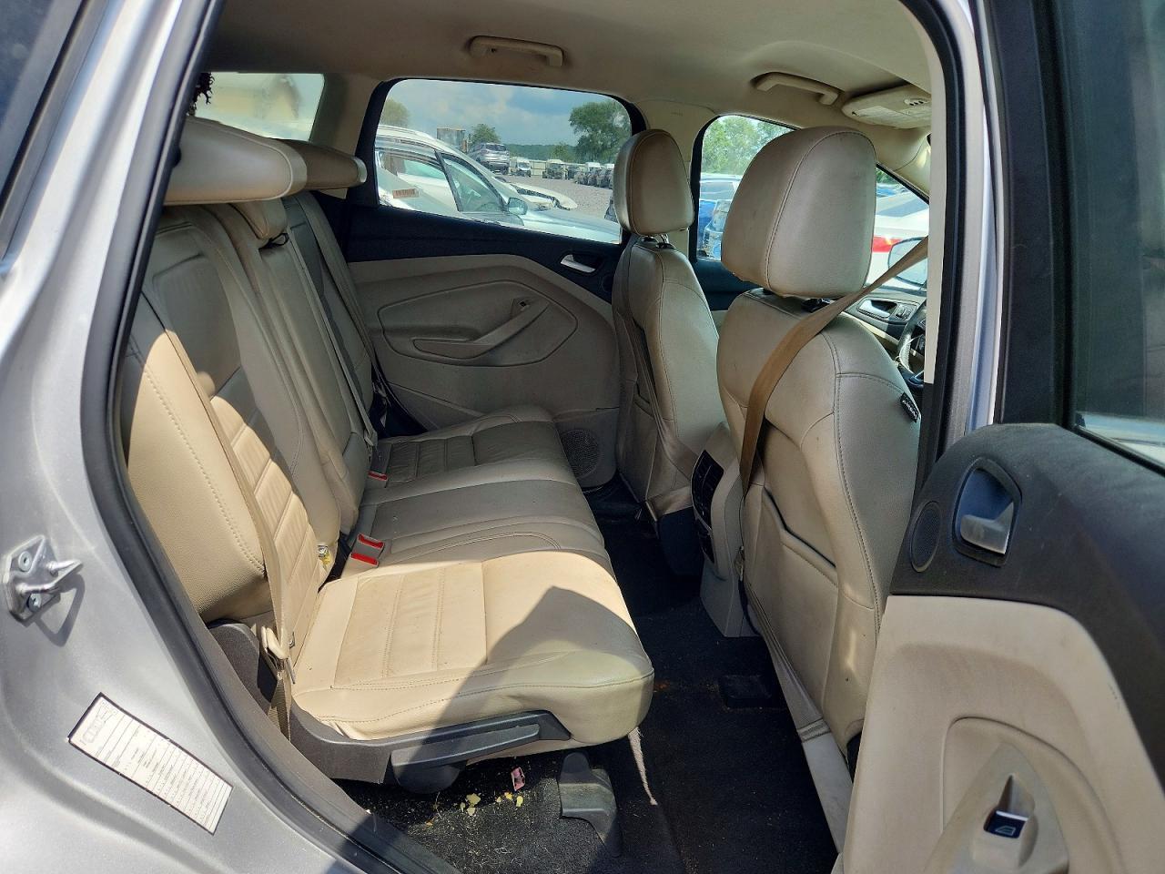 2017 Ford Escape Titanium - zdjęcie 10