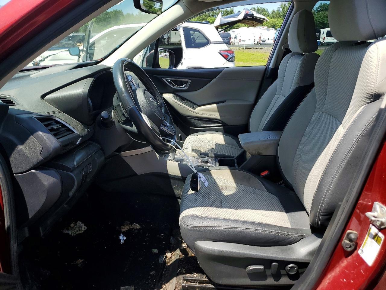 2021 Subaru Forester Premium - zdjęcie 7