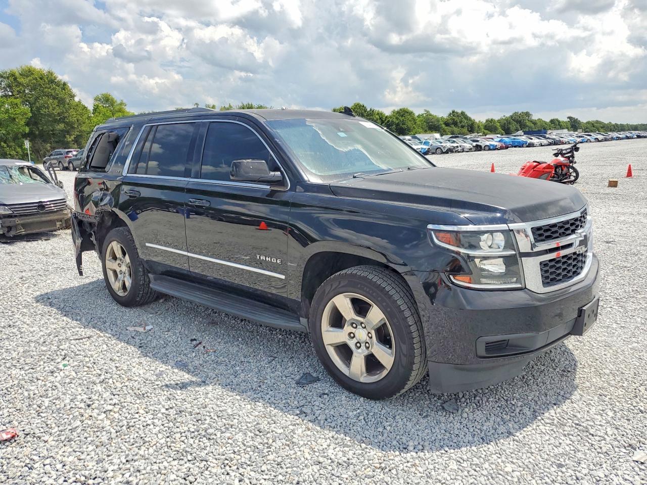 2016 Chevrolet Tahoe C1500 Lt - zdjęcie 4