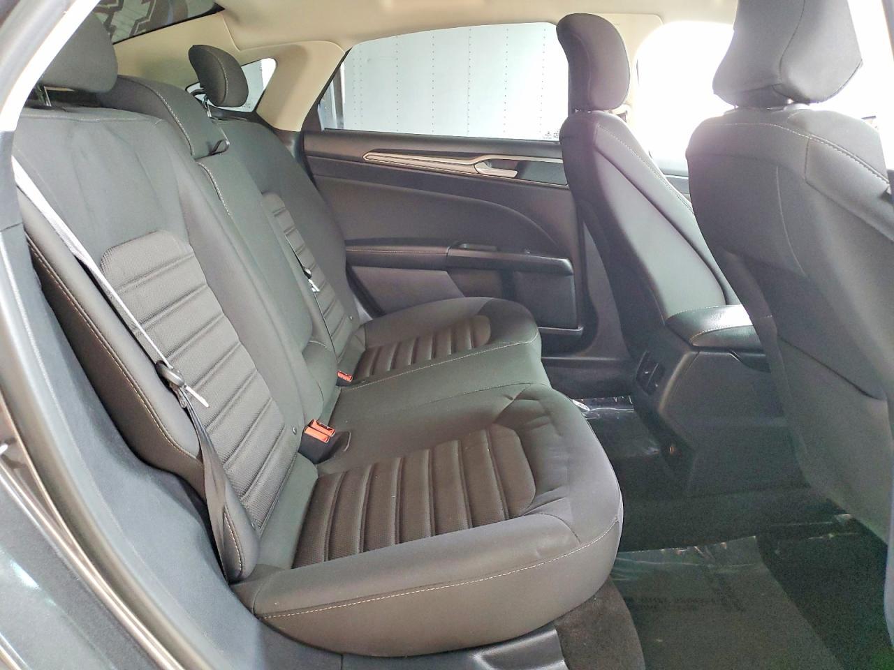 2018 Ford Fusion Se - zdjęcie 10