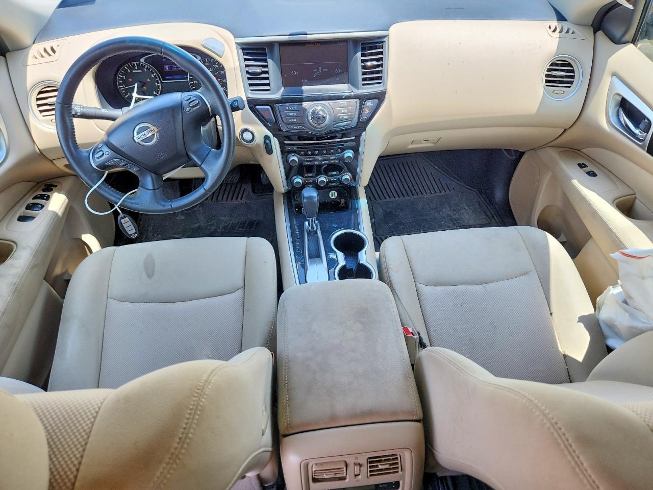 2017 Nissan Pathfinder Sv - zdjęcie 8